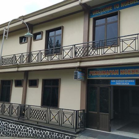 Hotel NGEBEL INDAH Exterior foto