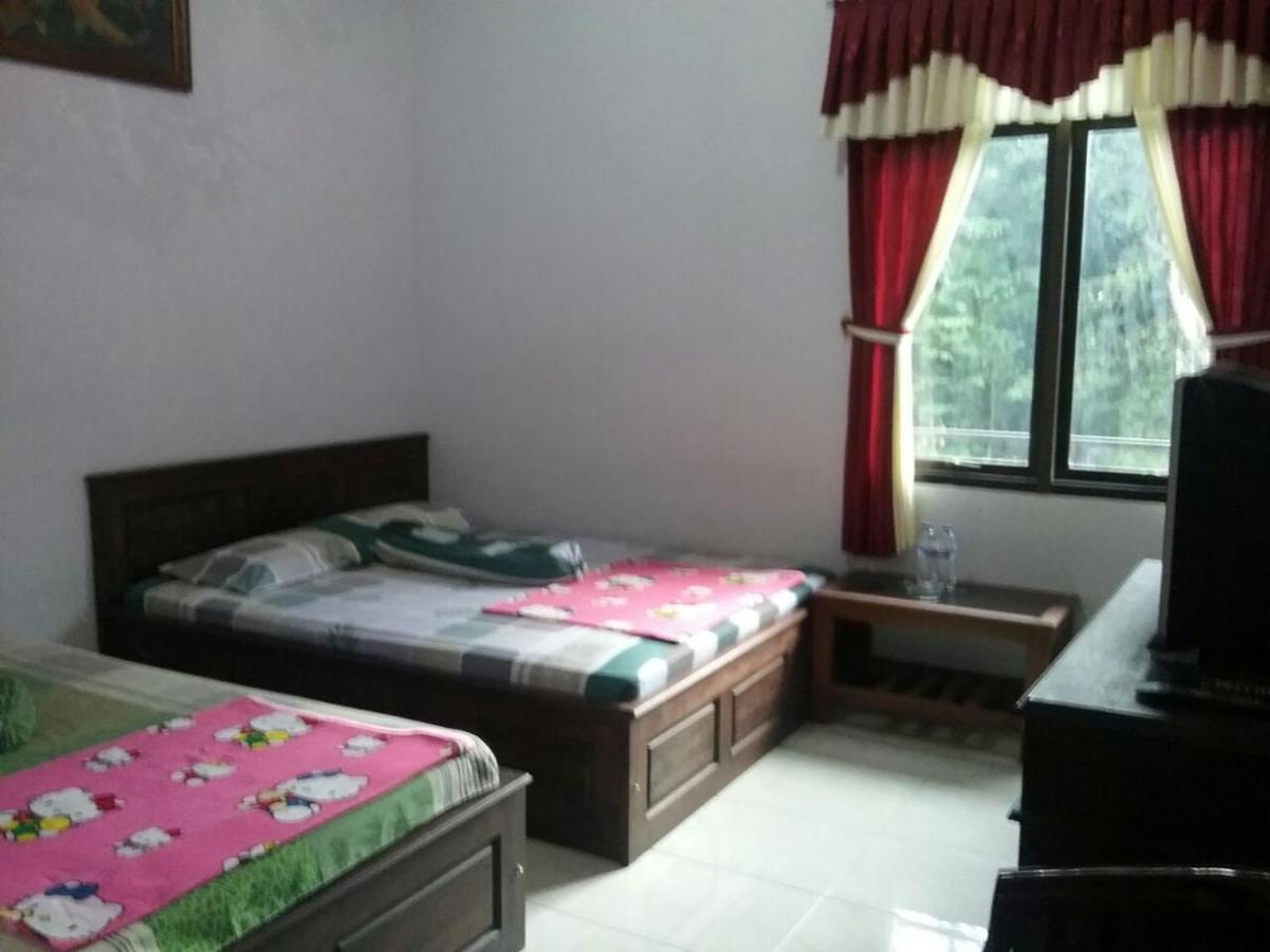 Hotel NGEBEL INDAH Exterior foto